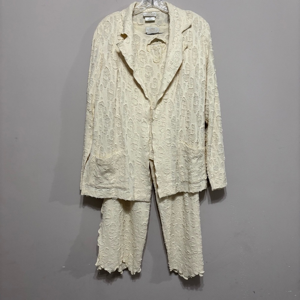 Linda Lundström‎ Cream Textured 3 Piece Suit